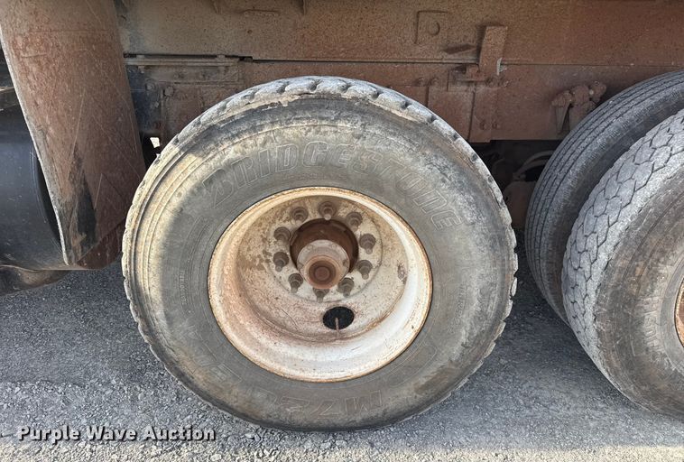 image for item DQ4206 2001 Sterling L-Line dump truck