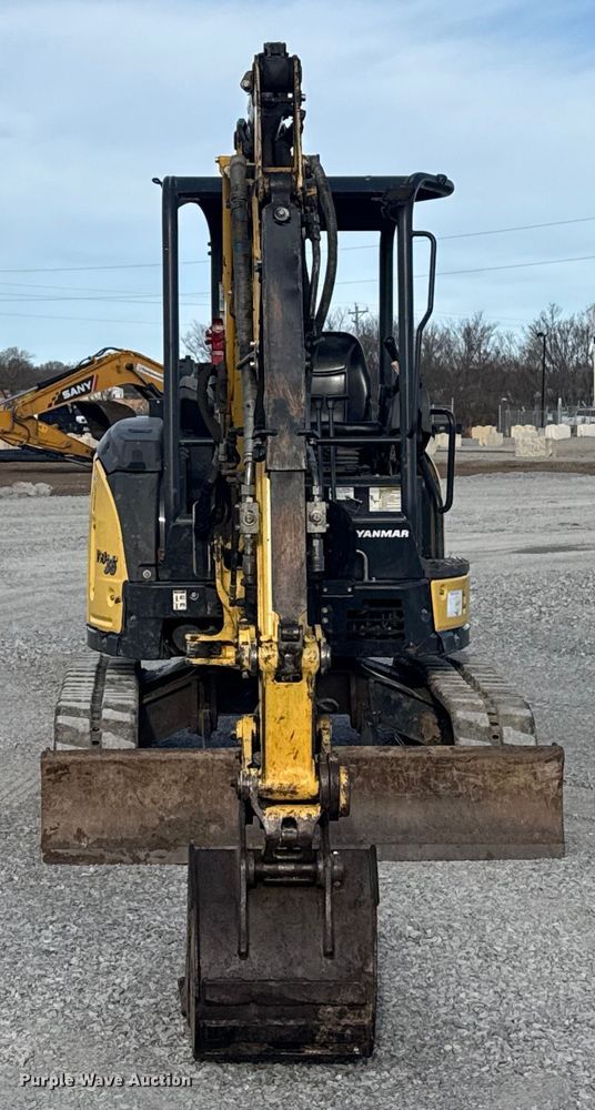 image for item DQ4207 Yanmar VIO35-6A mini excavator