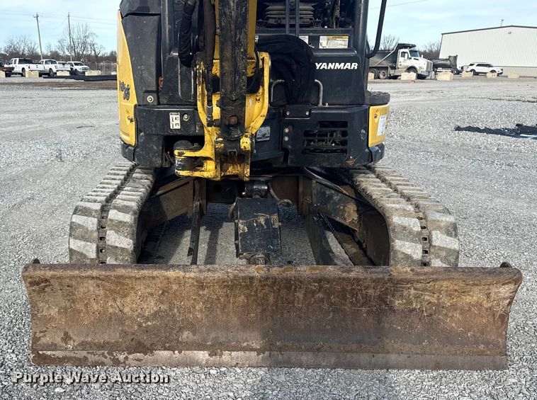 image for item DQ4207 Yanmar VIO35-6A mini excavator
