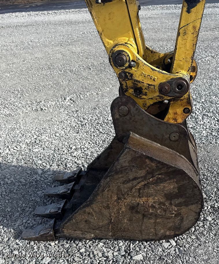 image for item DQ4207 Yanmar VIO35-6A mini excavator