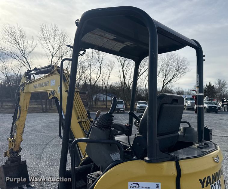image for item DQ4207 Yanmar VIO35-6A mini excavator