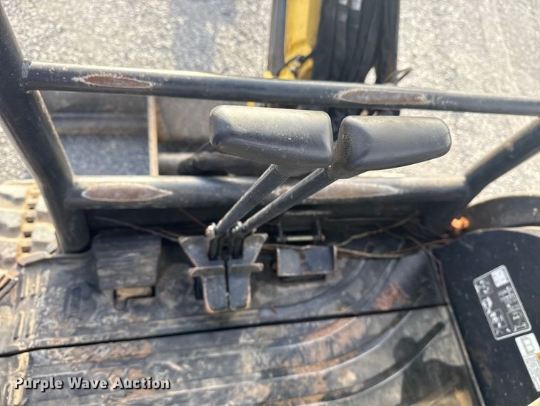 image for item DQ4207 Yanmar VIO35-6A mini excavator