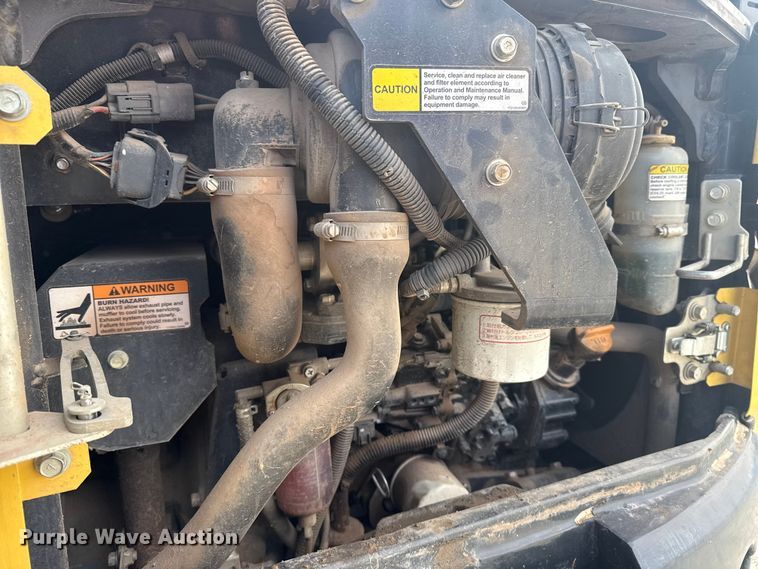 image for item DQ4207 Yanmar VIO35-6A mini excavator