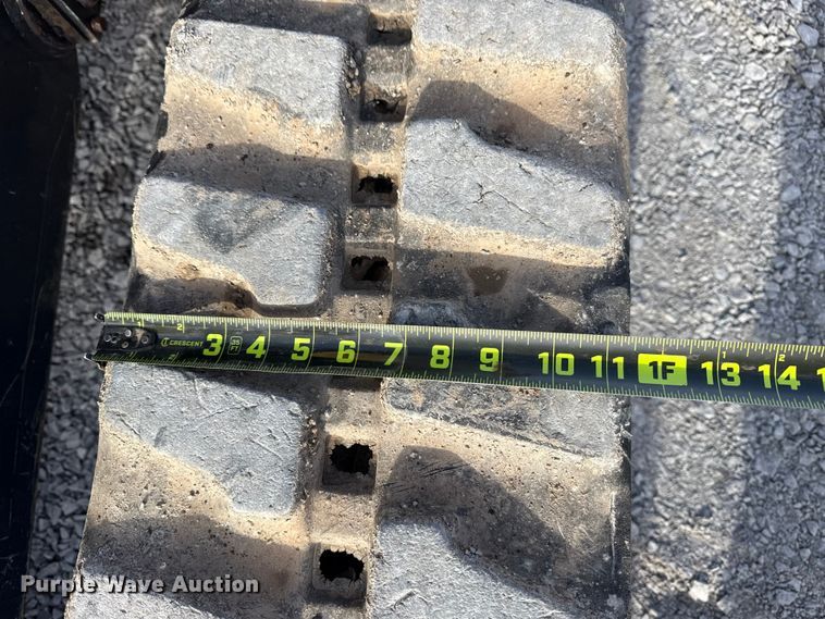 image for item DQ4207 Yanmar VIO35-6A mini excavator