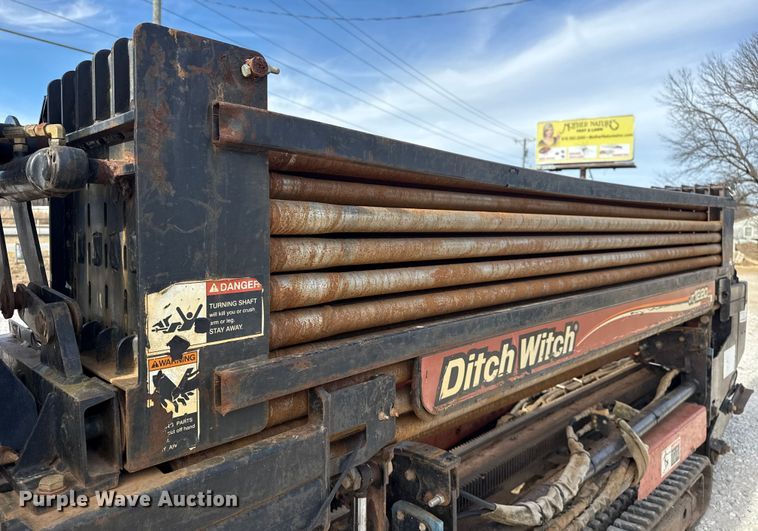 image for item DQ4209 2004 Ditch Witch JT1220 directional boring unit
