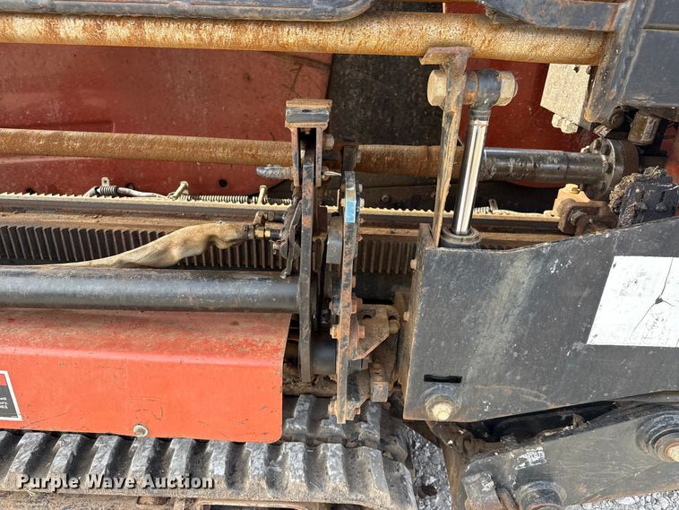 image for item DQ4209 2004 Ditch Witch JT1220 directional boring unit