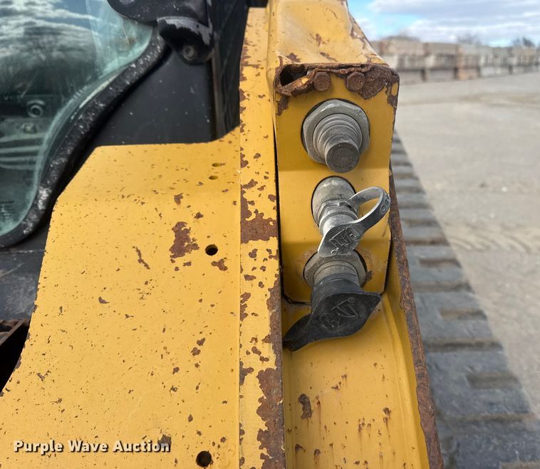 image for item DQ4223 2019 Caterpillar 299D2 tracked skid steer loader