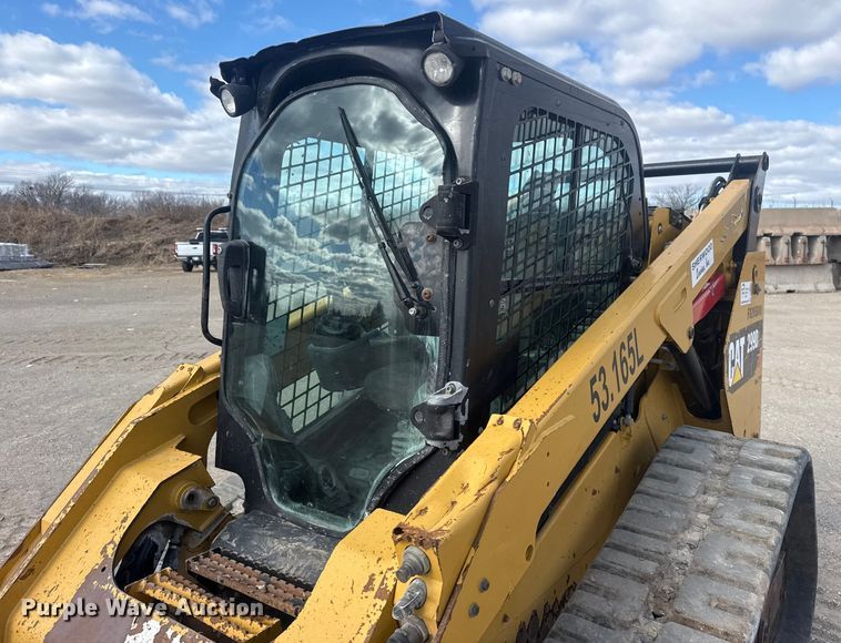 image for item DQ4223 2019 Caterpillar 299D2 tracked skid steer loader