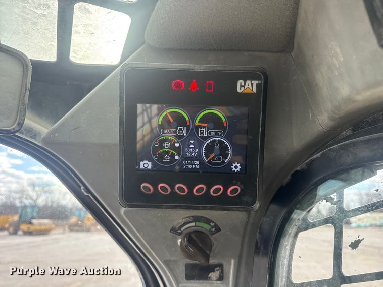 image for item DQ4223 2019 Caterpillar 299D2 tracked skid steer loader