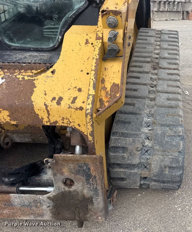 image for item DQ4223 2019 Caterpillar 299D2 tracked skid steer loader