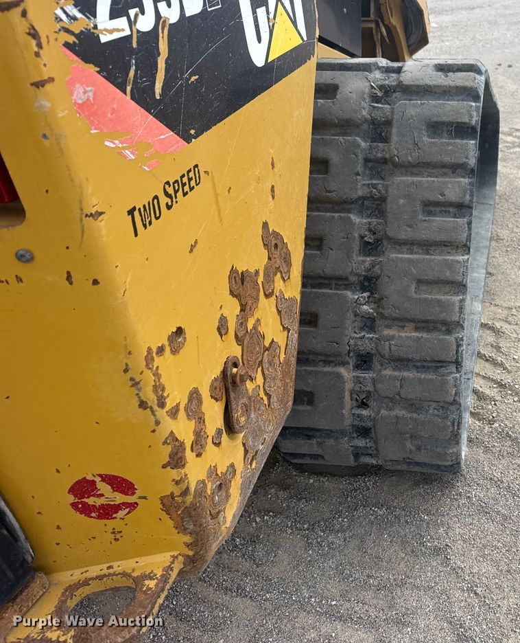 image for item DQ4223 2019 Caterpillar 299D2 tracked skid steer loader