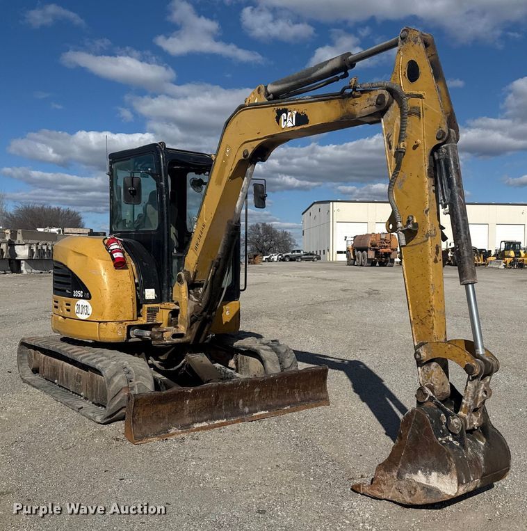 image for item DQ4224 2010 Caterpillar 305C CR mini excavator