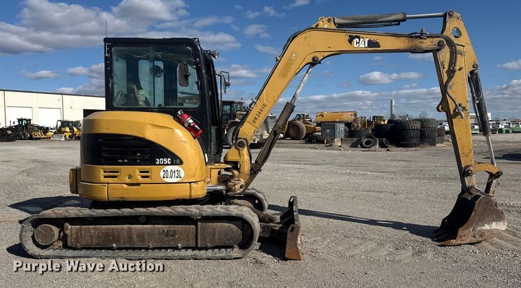 image for item DQ4224 2010 Caterpillar 305C CR mini excavator