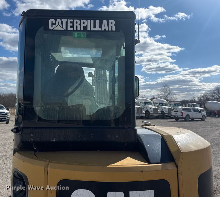 image for item DQ4224 2010 Caterpillar 305C CR mini excavator