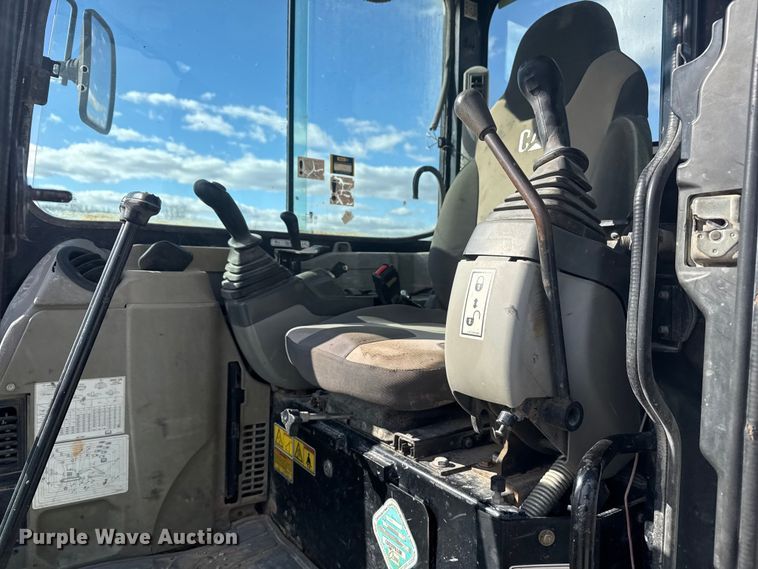 image for item DQ4224 2010 Caterpillar 305C CR mini excavator