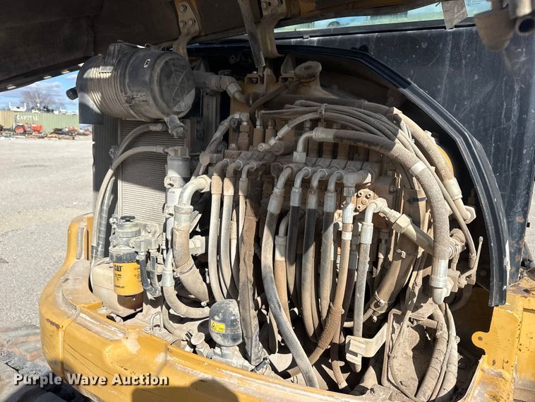 image for item DQ4224 2010 Caterpillar 305C CR mini excavator