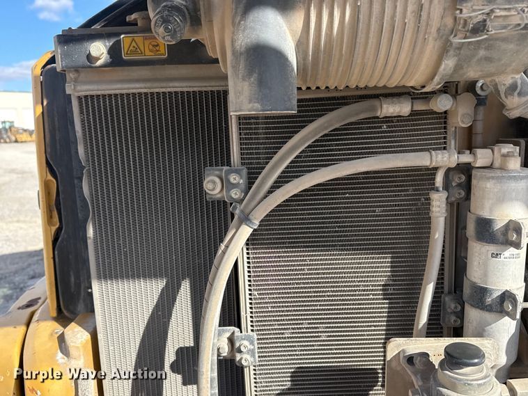 image for item DQ4224 2010 Caterpillar 305C CR mini excavator