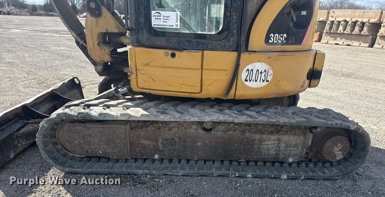image for item DQ4224 2010 Caterpillar 305C CR mini excavator