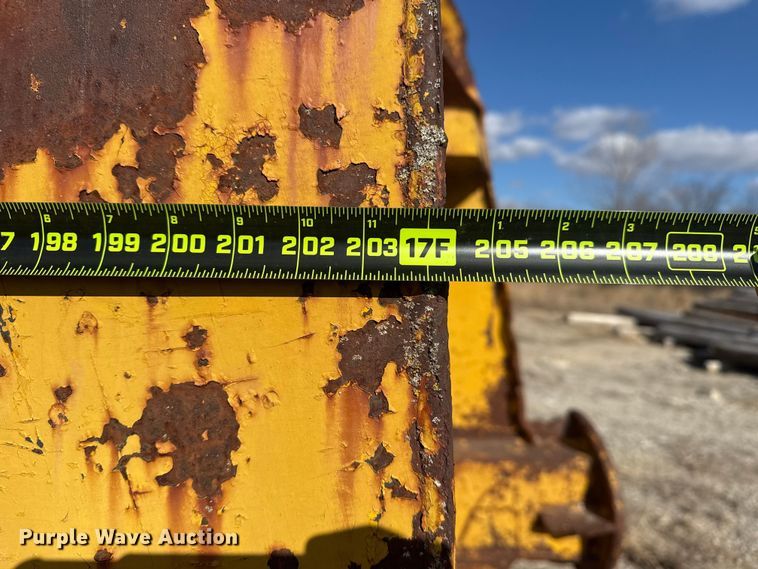 image for item DQ4231 Ferguson single drum pull type roller