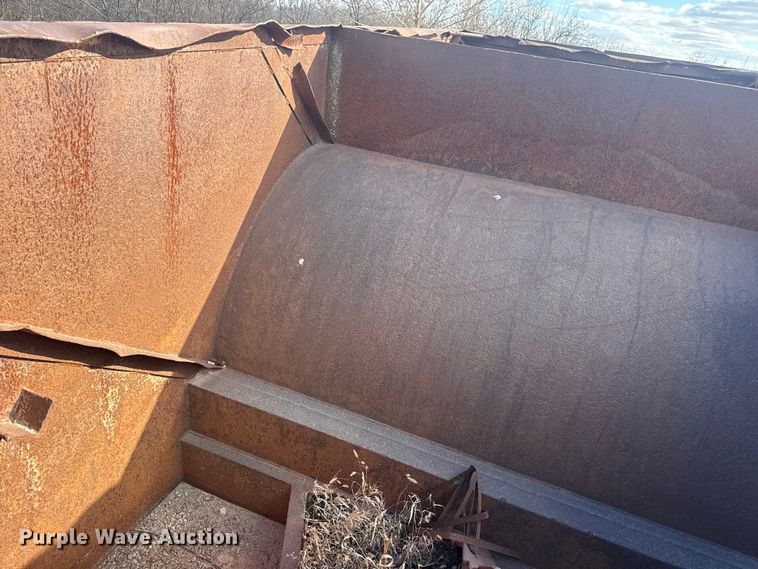 image for item DQ4231 Ferguson single drum pull type roller