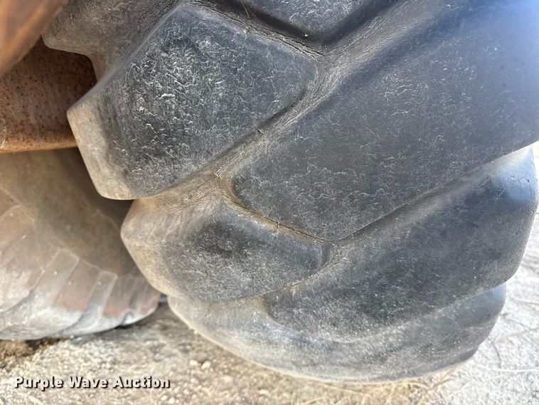 image for item DQ4231 Ferguson single drum pull type roller