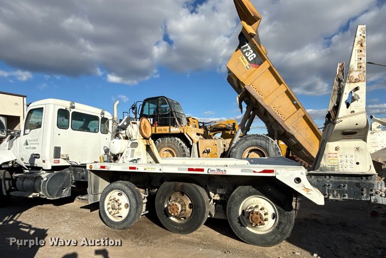 image for item DQ4232 2020 Kenworth T880 ready mix truck