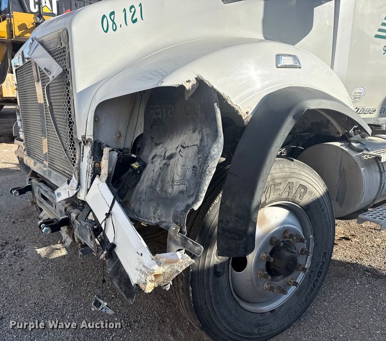 image for item DQ4232 2020 Kenworth T880 ready mix truck