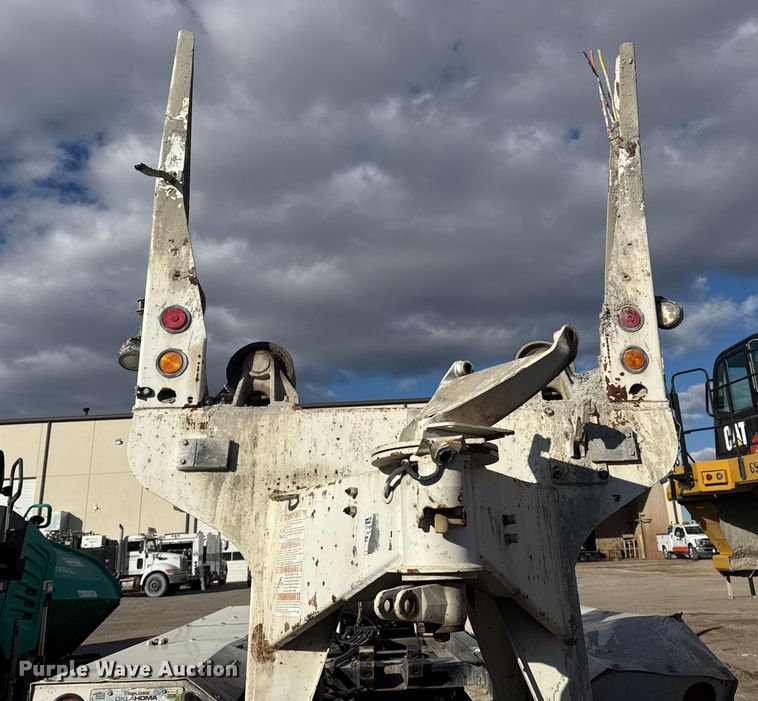 image for item DQ4232 2020 Kenworth T880 ready mix truck