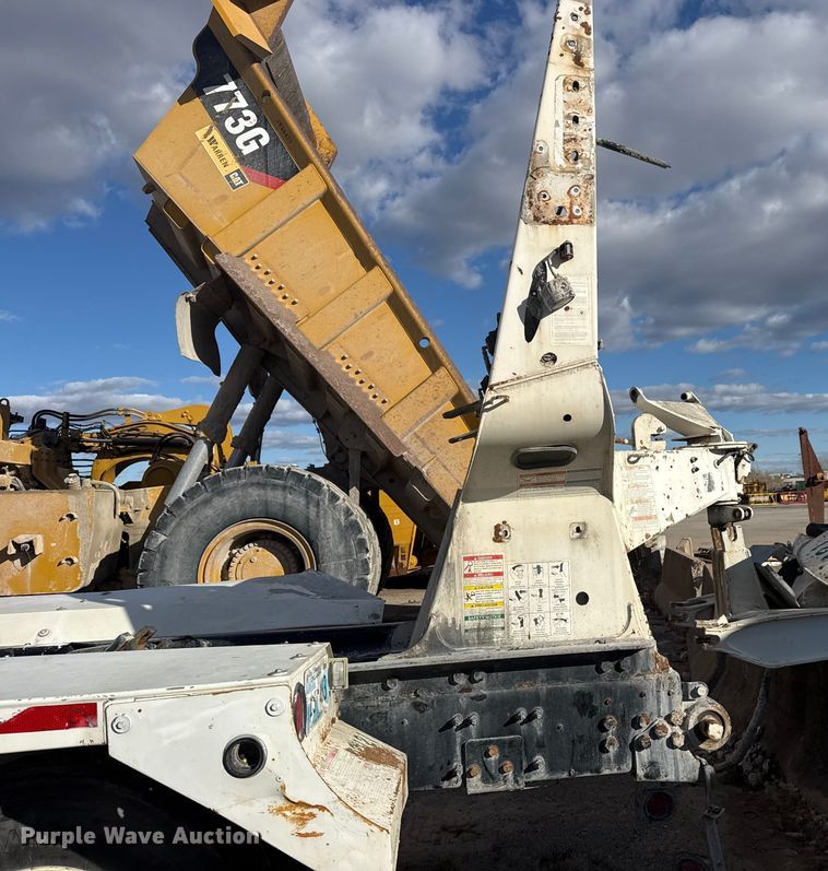 image for item DQ4232 2020 Kenworth T880 ready mix truck