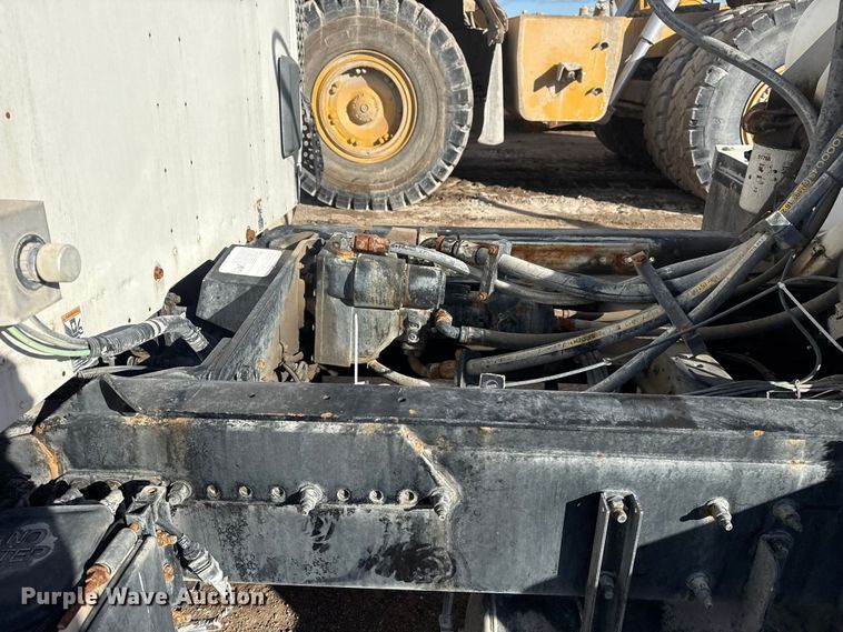 image for item DQ4232 2020 Kenworth T880 ready mix truck