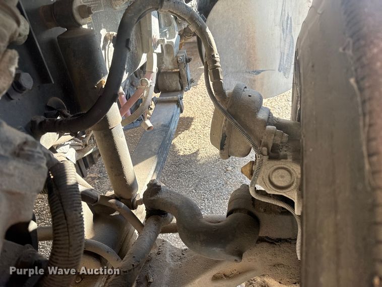 image for item DQ4232 2020 Kenworth T880 ready mix truck