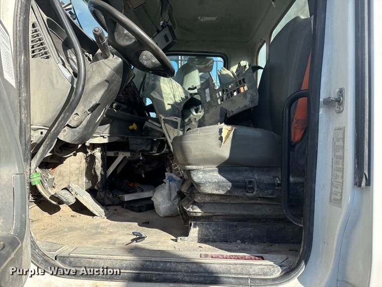 image for item DQ4232 2020 Kenworth T880 ready mix truck