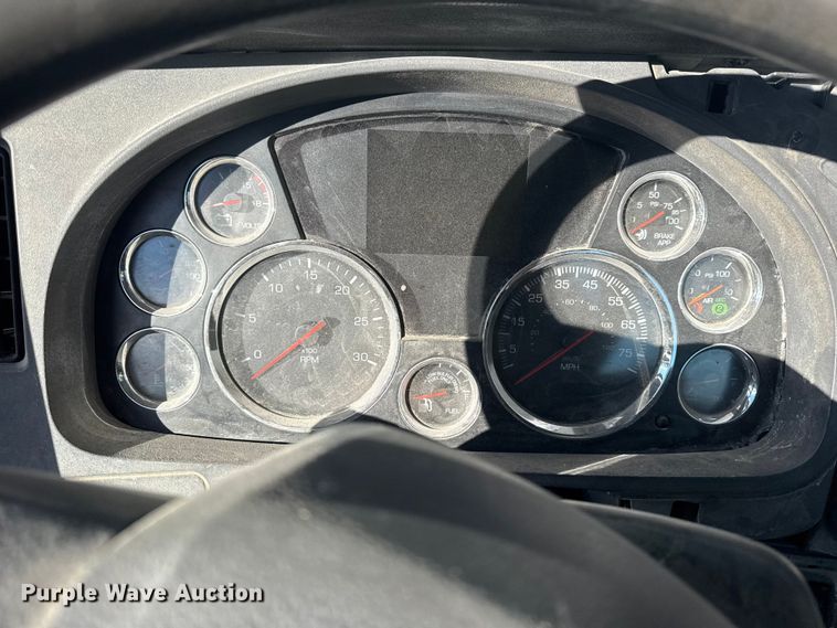 image for item DQ4232 2020 Kenworth T880 ready mix truck