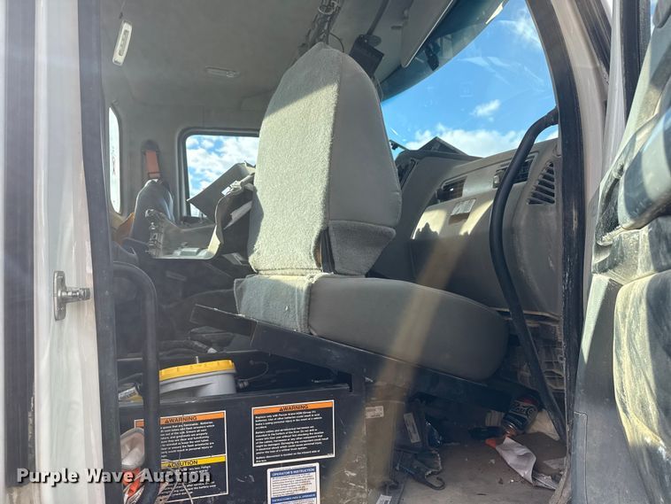 image for item DQ4232 2020 Kenworth T880 ready mix truck