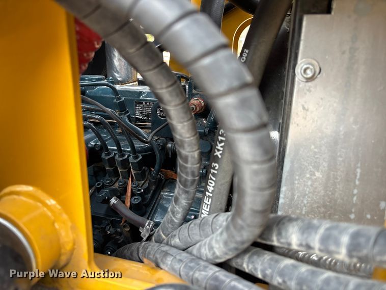 image for item DU0361 HIGHTOP HT25 tracked skid steer loader