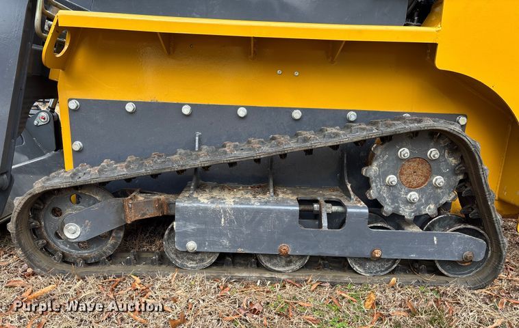 image for item DU0361 HIGHTOP HT25 tracked skid steer loader