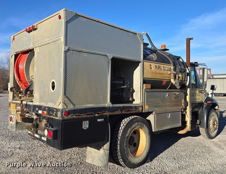 image for item DU2670 2009 International 4300 sewer jetter truck