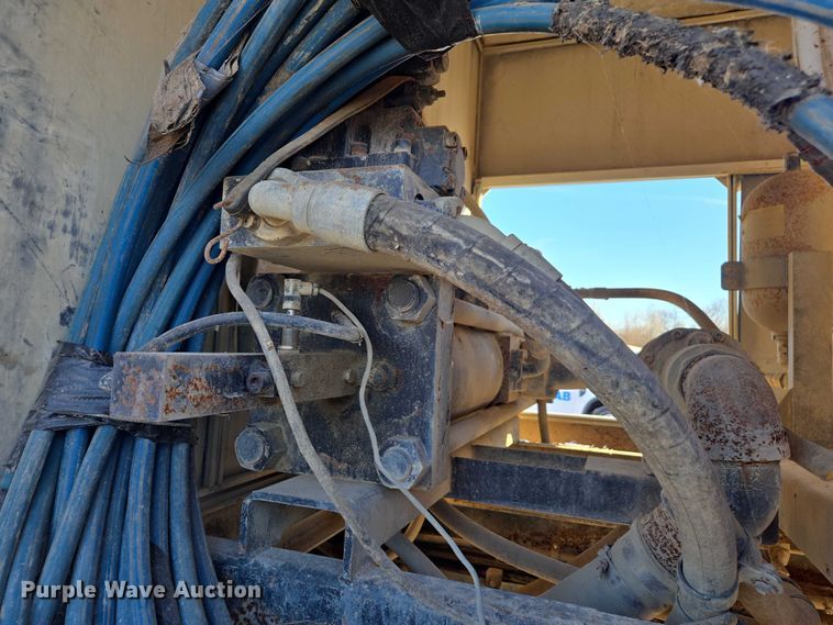 image for item DU2670 2009 International 4300 sewer jetter truck