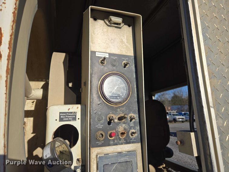 image for item DU2670 2009 International 4300 sewer jetter truck