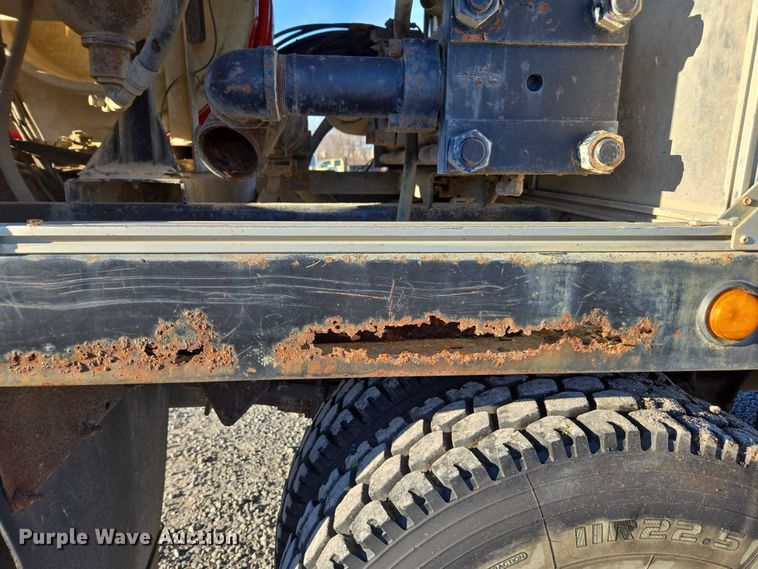 image for item DU2670 2009 International 4300 sewer jetter truck