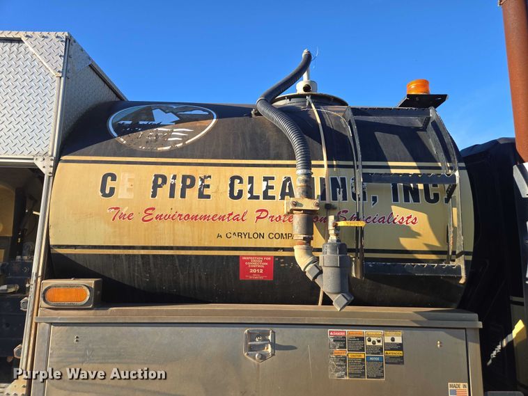 image for item DU2670 2009 International 4300 sewer jetter truck