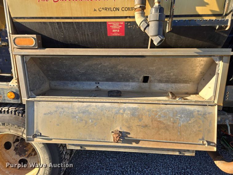 image for item DU2670 2009 International 4300 sewer jetter truck