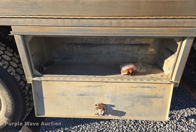 image for item DU2670 2009 International 4300 sewer jetter truck