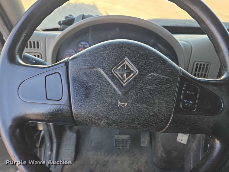 image for item DU2670 2009 International 4300 sewer jetter truck