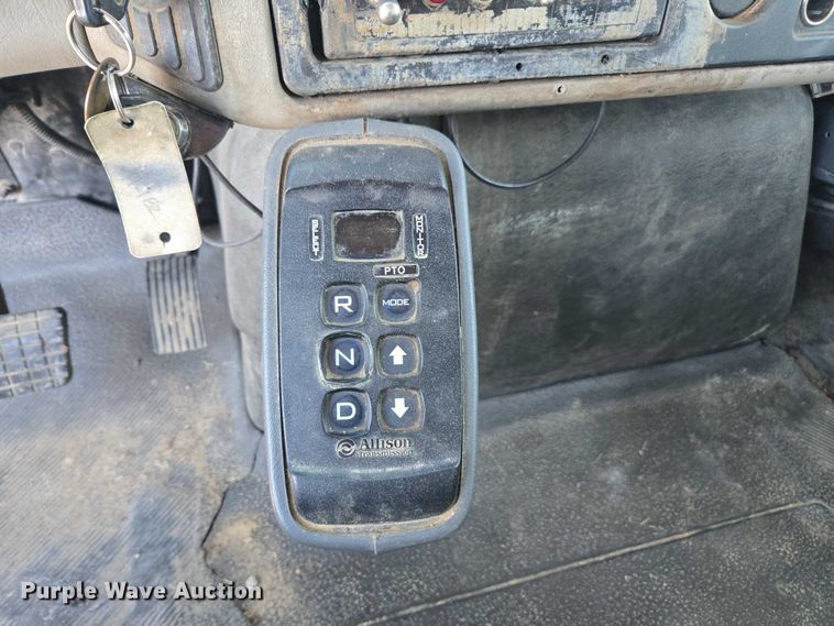 image for item DU2670 2009 International 4300 sewer jetter truck