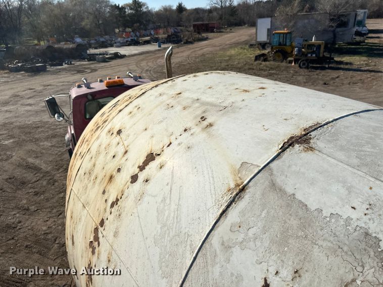 image for item DW4358 2006 Sterling L-Line ready mix truck