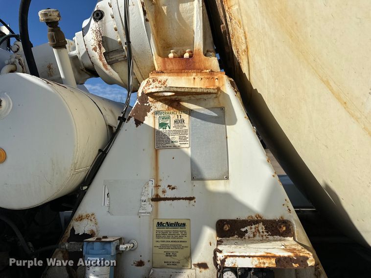 image for item DW4358 2006 Sterling L-Line ready mix truck