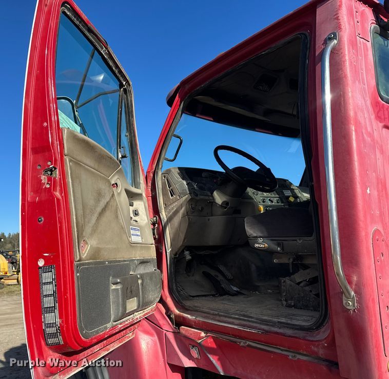 image for item DW4358 2006 Sterling L-Line ready mix truck