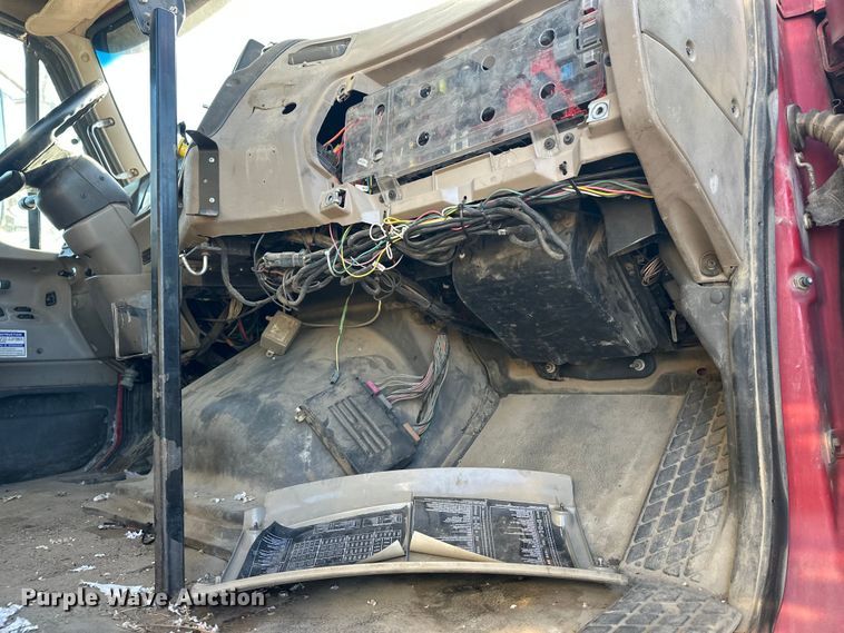 image for item DW4358 2006 Sterling L-Line ready mix truck