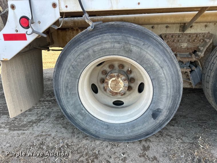 image for item DW4358 2006 Sterling L-Line ready mix truck